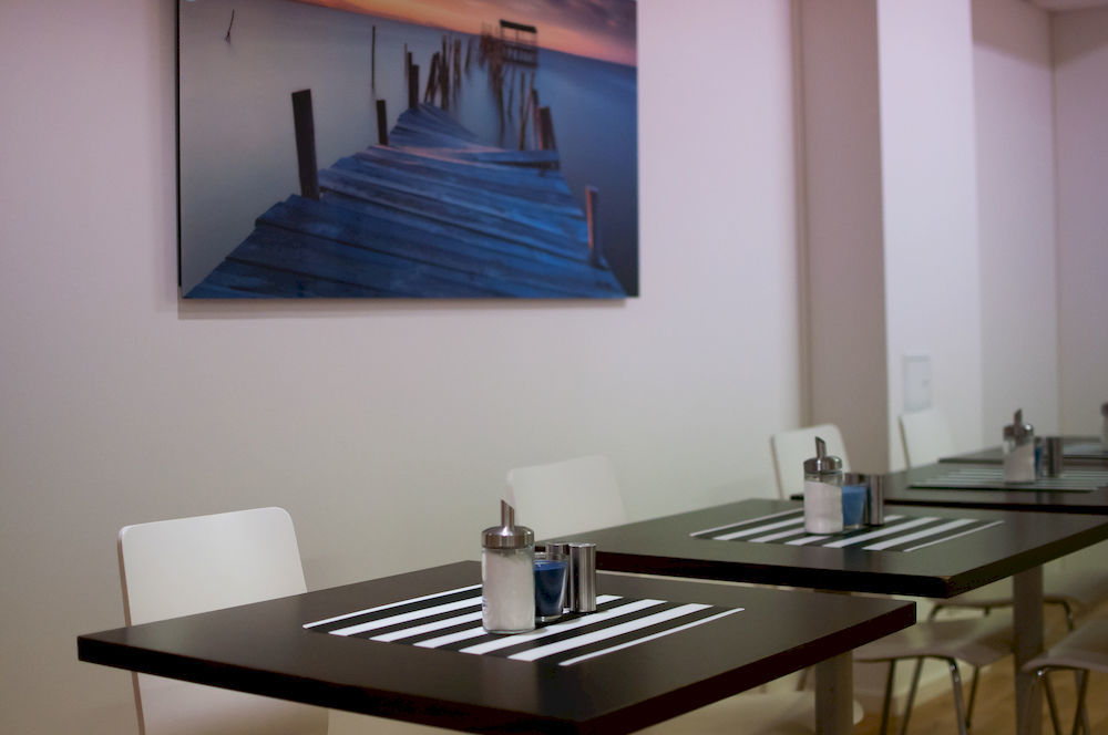 Stay Xtra Hotel Kista Stockholm Buitenkant foto