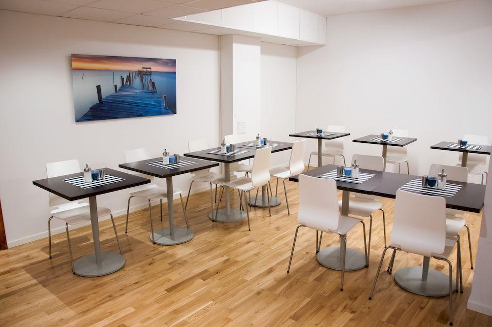 Stay Xtra Hotel Kista Stockholm Buitenkant foto